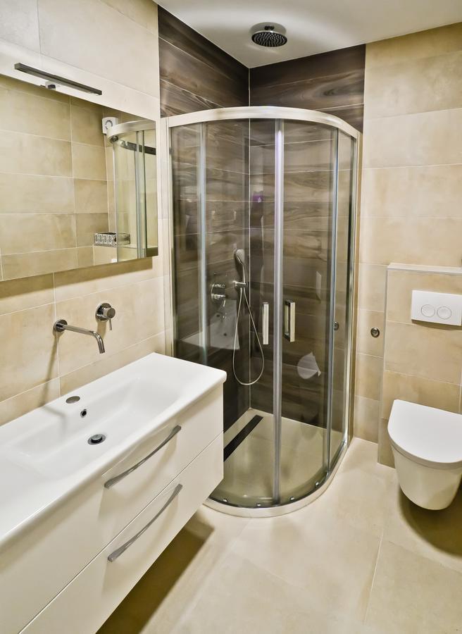 Apartman Andrea L Pomer Exterior foto